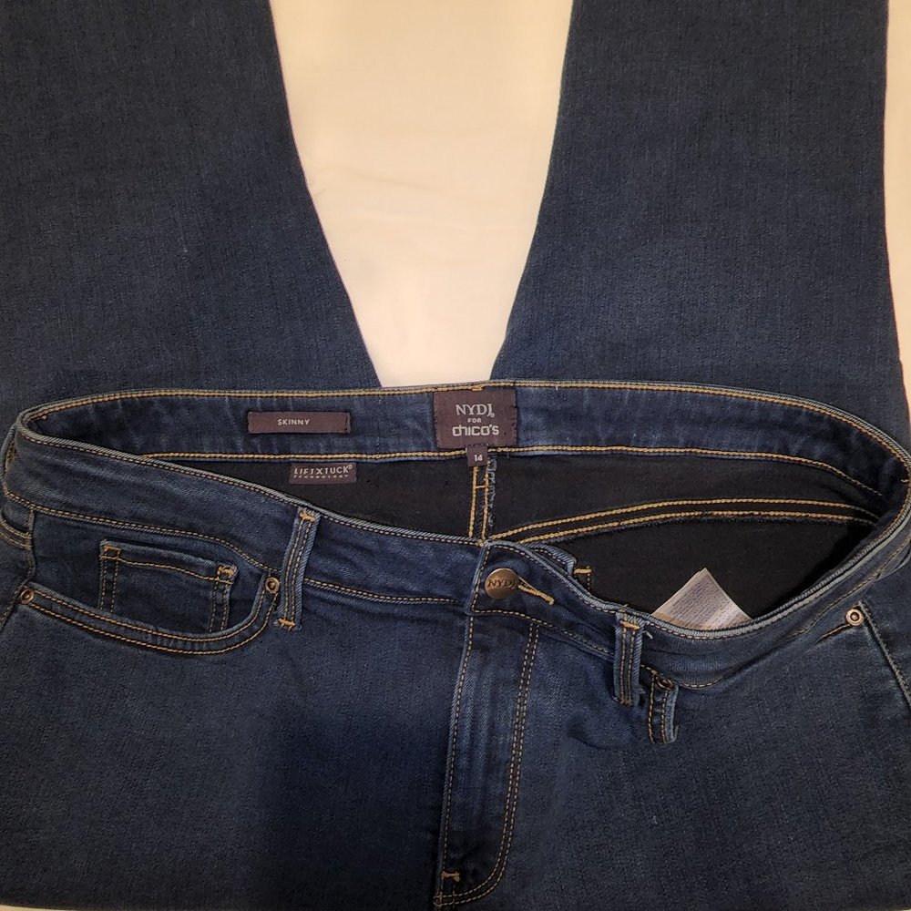Chico’s by NYDP Skinny LIFTXTUCK Technology Dark Jeans, size 14.